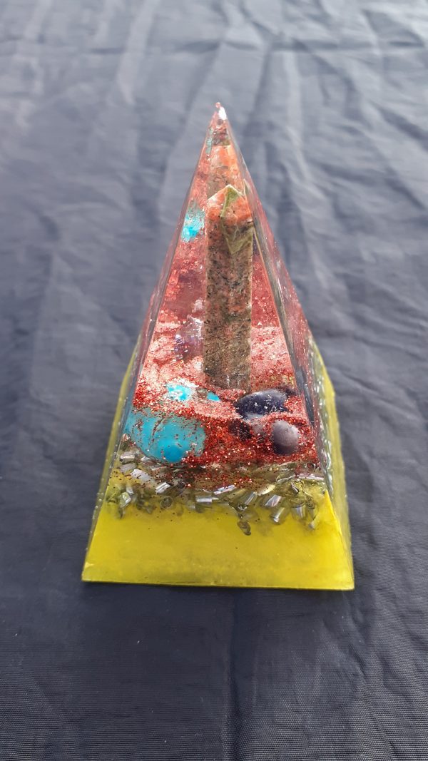 Het Helend Hart - Orgonite Piramide Kopen